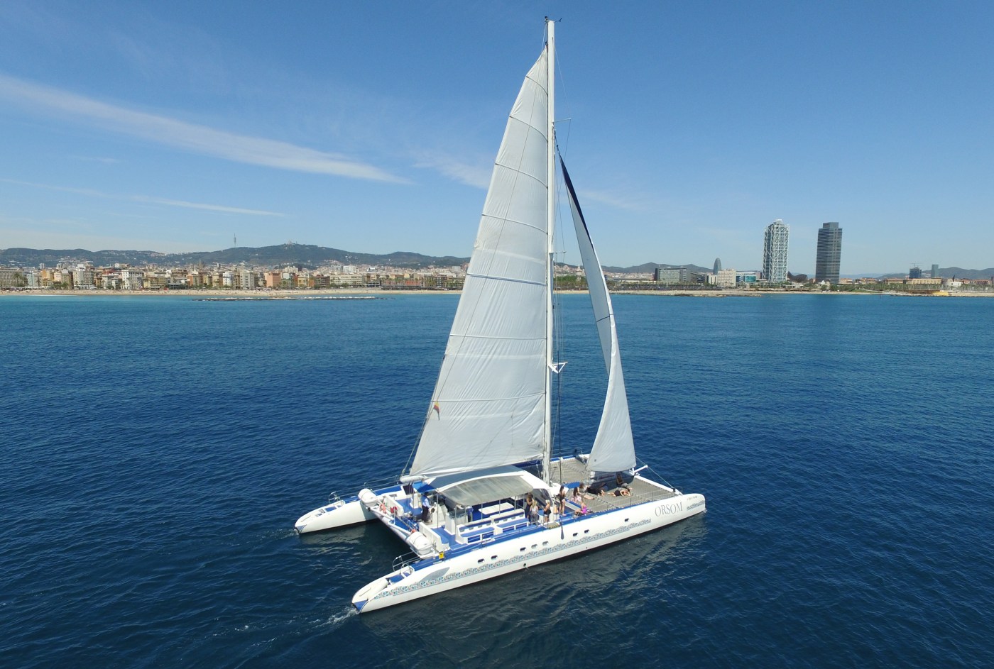Catamaran Orsom | Official Catamaran Barcelona Catamaran Orsom | Official Catamaran Barcelona